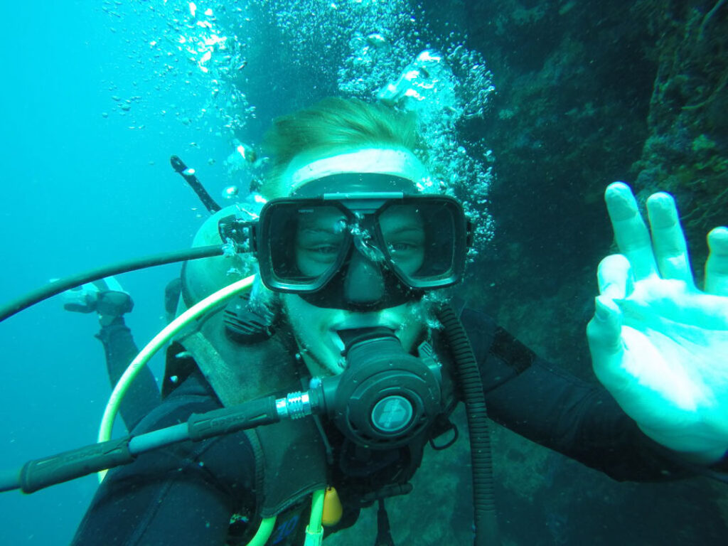 Diving in Coron, Visit Palawan