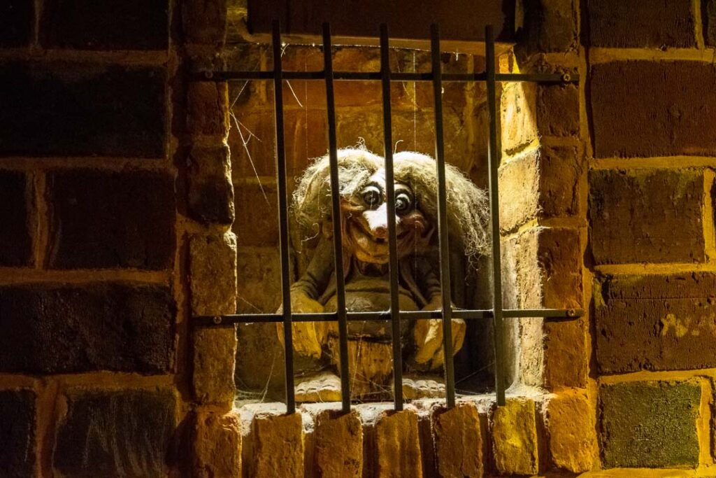Bar Troll, Unusual Ghent Sights