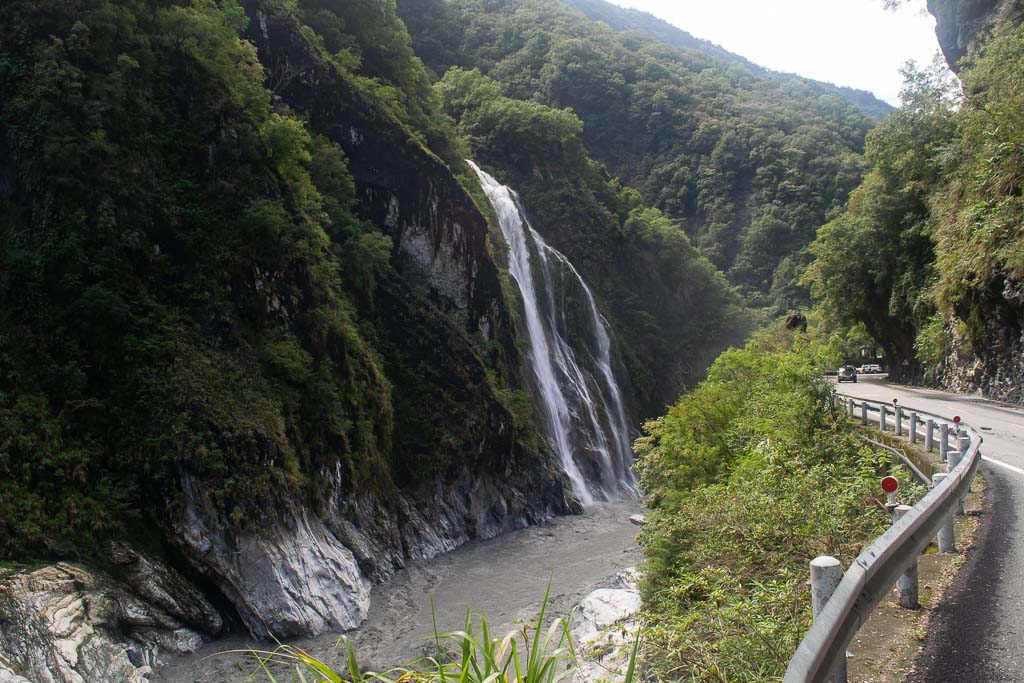 Day trip to Taroko Gorge Waterfalls