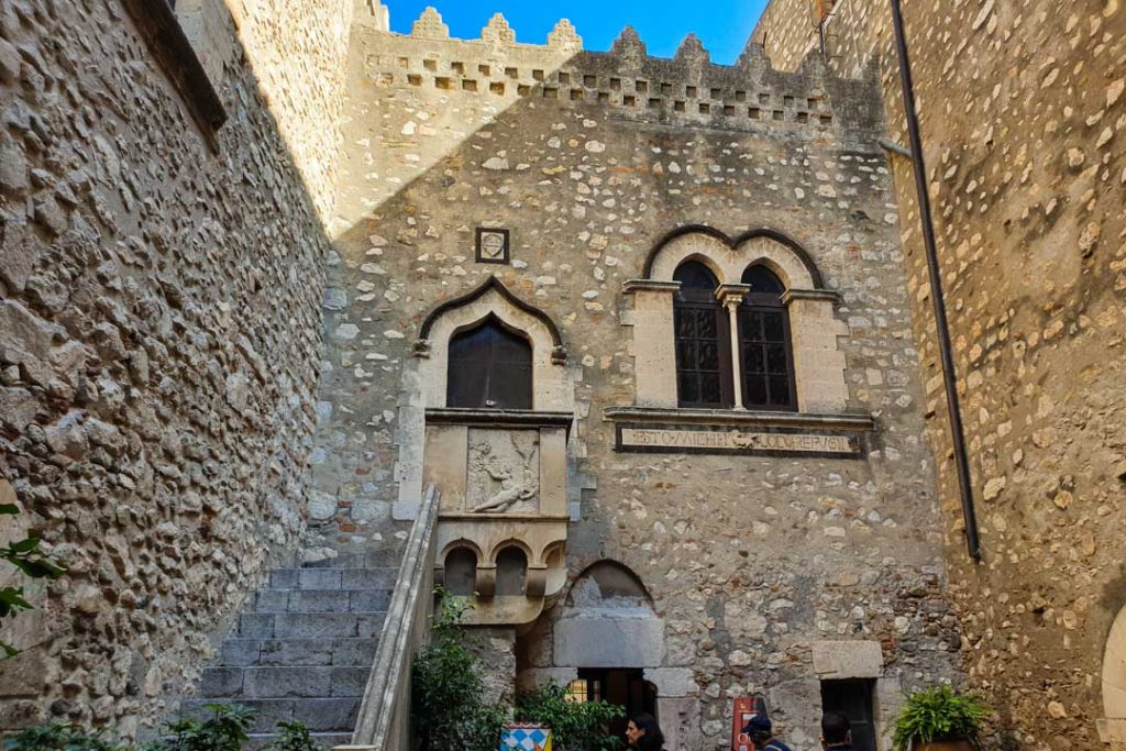 Palazzo Corvaia, Taormina Sights