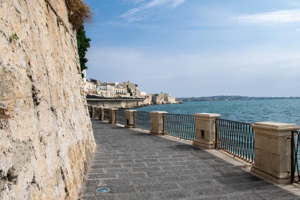 Ortygia Promenade, Things to see in Syracuse