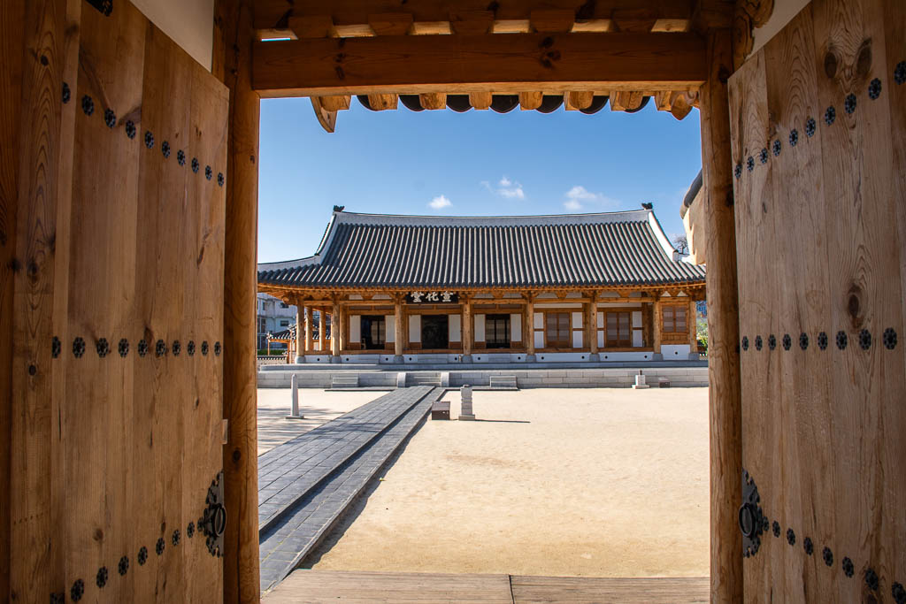 Jeolla Gamyoung, Jeonju-si