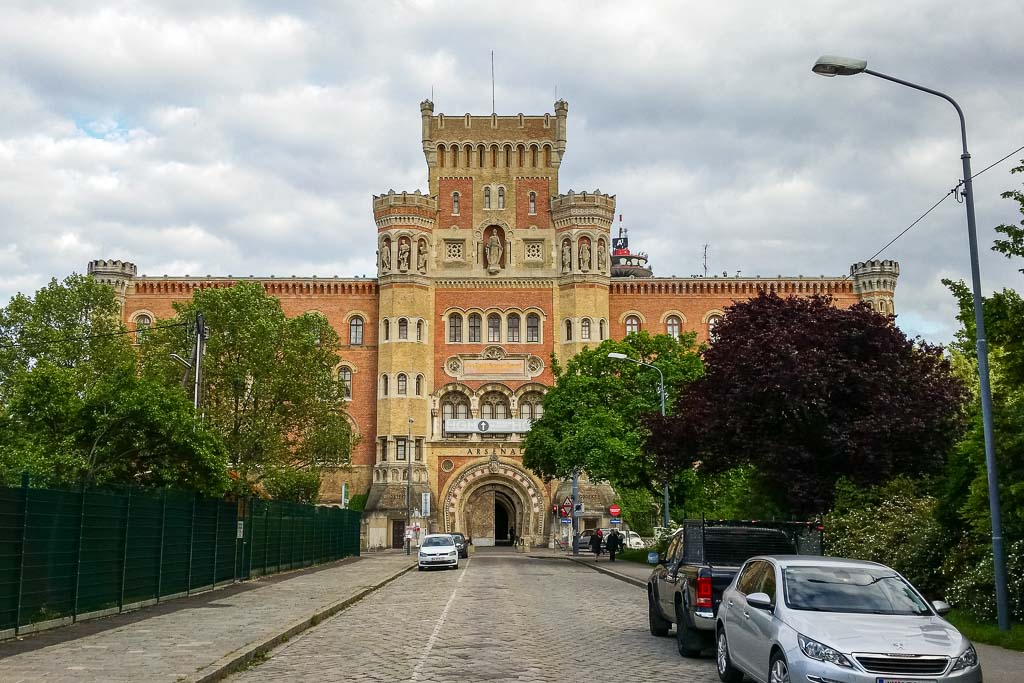 Arsenal Museum of Military History