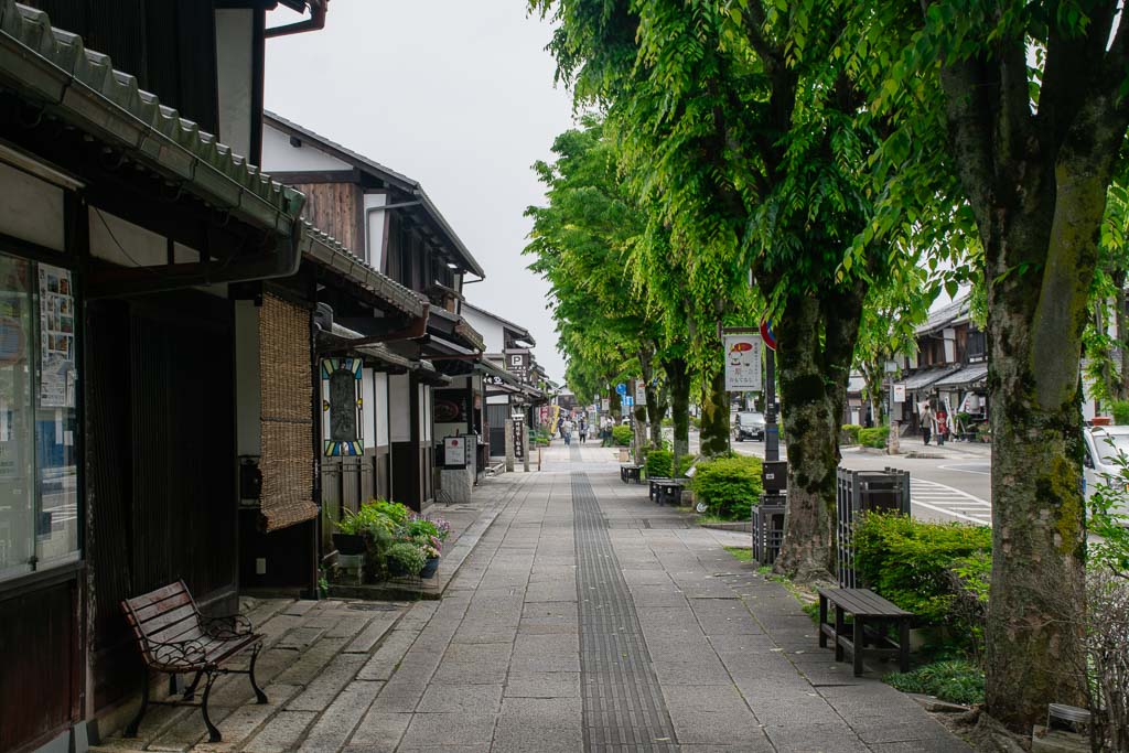 Hikone Yume Kyōbashi Castle Road