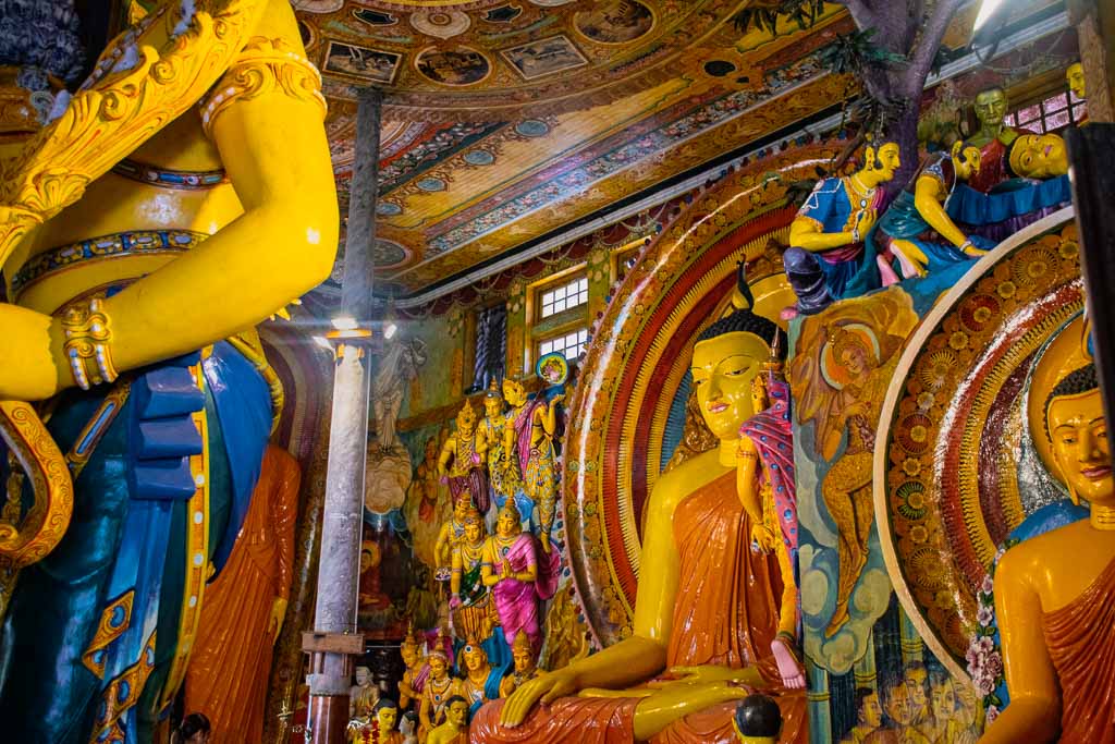 Gangaramaya Temple Buddha